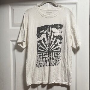 American Eagle Outfitters Cream Graphic Tee